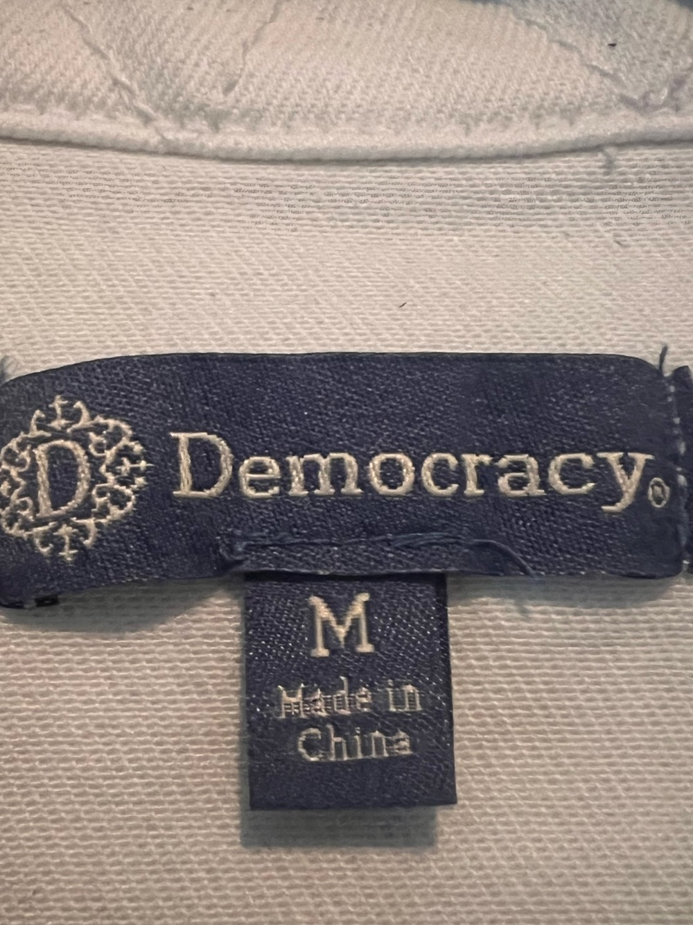 Democracy Optic White Collar Button Down Long Sleeve Cotton blend Denim Jacket - Picture 3 of 8